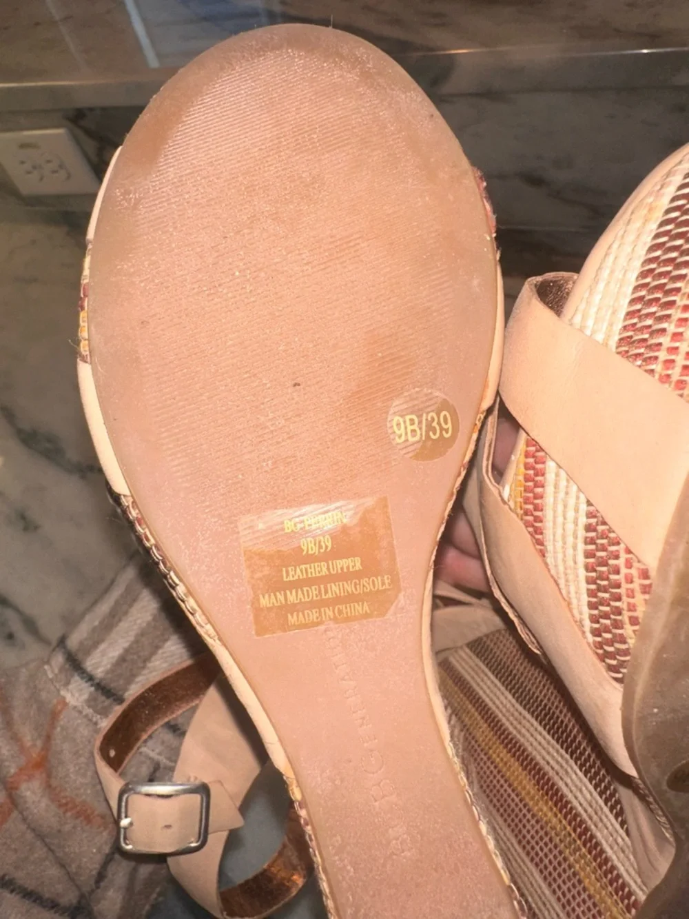 BCBGeneration elegant beige